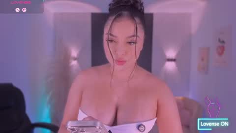 Snapshot of ivyjonesx chatting on June 16, 2026, 4:42 pm Ivy online show from June 16, 2026, 4:42 pm
