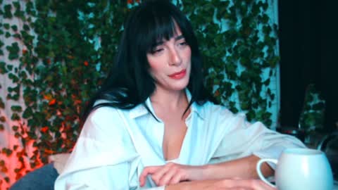 Snapshot of ivyjonson chatting on December 12, 2024, 12:55 pm Miss Ivy online show from December 12, 2024, 12:55 pm