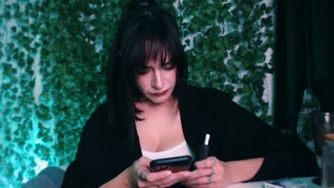 Snapshot of ivyjonson chatting on December 21, 2024, 4:46 pm Miss Ivy online show from December 21, 2024, 4:46 pm