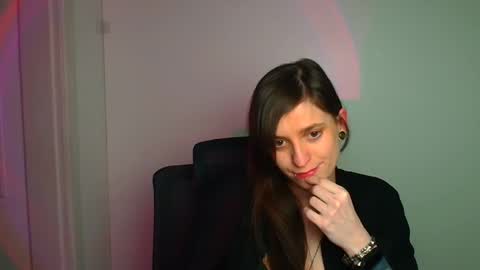 Ivy online show from April 2, 2026, 12:36 pm