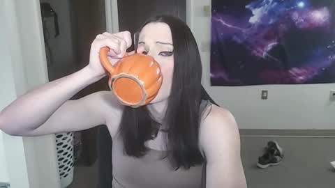 IvyRose499 online show from October 8, 2025, 4:04 pm