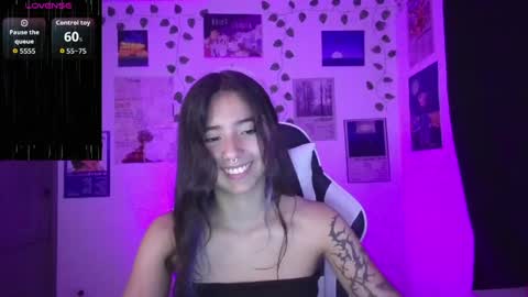 Snapshot of ivystone_ chatting on May 11, 2026, 11:57 pm Ivy online show from May 11, 2026, 11:57 pm