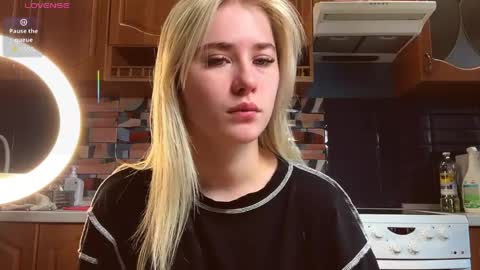 ivywairley online show from April 5, 2026, 5:04 am