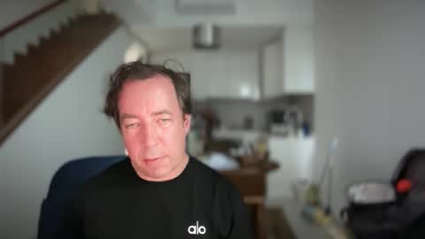 chat with me to find out online show from May 8, 2026, 4:40 am