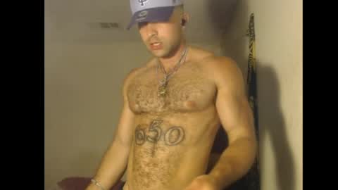 Snapshot of izak144 chatting on June 5, 2026, 5:14 am izak144 online show from June 5, 2026, 5:14 am