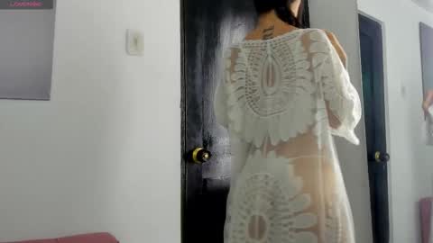 Snapshot of izzy_cum chatting on October 10, 2025, 7:24 pm Izzy online show from October 10, 2025, 7:24 pm