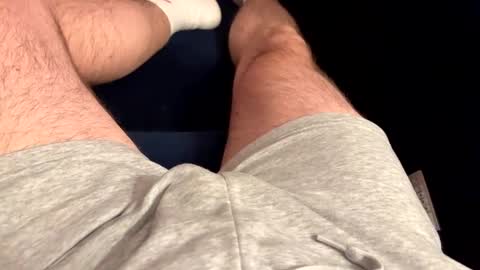 Snapshot of j0n275 chatting on December 22, 2024, 1:12 am j0n275 online show from December 22, 2024, 1:12 am