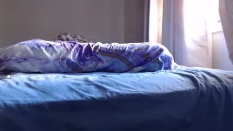 J3RKZ online show from February 17, 2026, 2:08 am