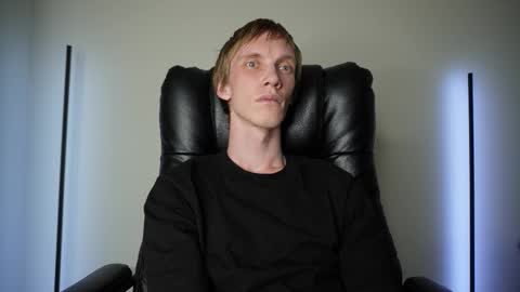 Snapshot of j_akira13 chatting on October 14, 2025, 4:57 am Danny online show from October 14, 2025, 4:57 am