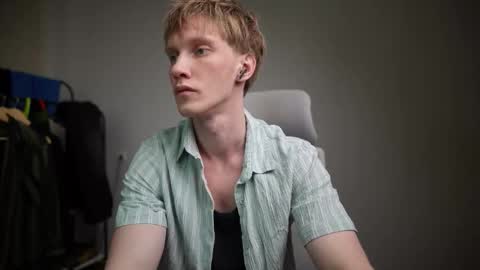 Danny online show from March 3, 2026, 9:26 am