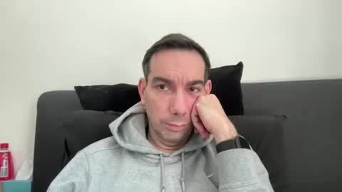 j_dc online show from May 9, 2026, 2:44 pm