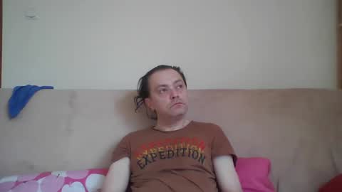 Snapshot of ja424387 chatting on January 13, 2026, 8:19 am Tomek online show from January 13, 2026, 8:19 am