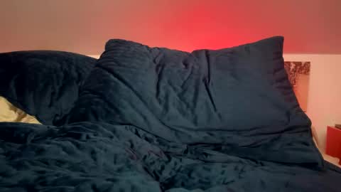 jac31313s online show from November 24, 2025, 7:08 am