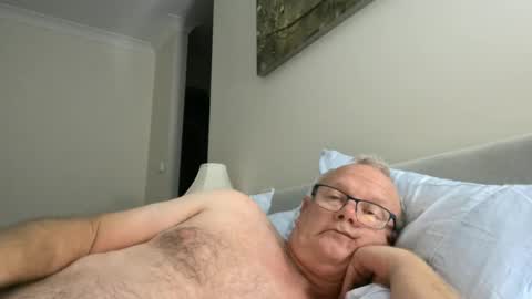 Snapshot of jacal711 chatting on March 4, 2025, 12:44 pm jacal711 online show from March 4, 2025, 12:44 pm