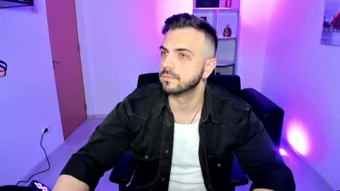 Jace online show from November 19, 2025, 5:40 am