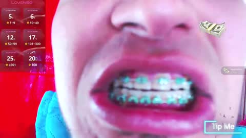   online show from February 15, 2025, 5:07 pm