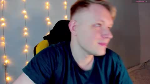 Anton online show from October 29, 2025, 1:52 am