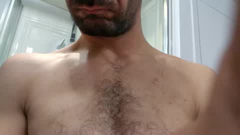 Snapshot of jackboys16 chatting on December 31, 2024, 9:39 pm Dess online show from December 31, 2024, 9:39 pm