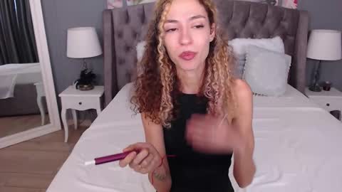 Jackie online show from November 29, 2025, 12:41 pm