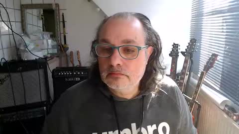 Jack independent model  online show from March 21, 2026, 12:10 pm