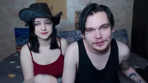 Snapshot of jackoffjillss chatting on October 29, 2025, 6:42 pm JackOffJillss online show from October 29, 2025, 6:42 pm