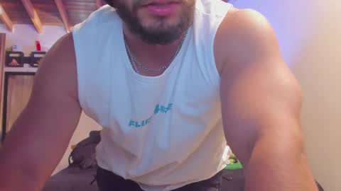 Snapshot of jackson_stifler1 chatting on December 18, 2024, 12:43 am Jckson Stifler online show from December 18, 2024, 12:43 am