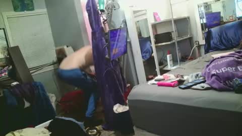 funtimes49203 online show from April 9, 2026, 12:43 am