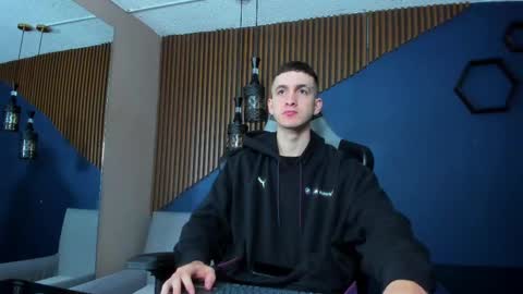 Jackson Olsen online show from March 6, 2025, 11:47 am