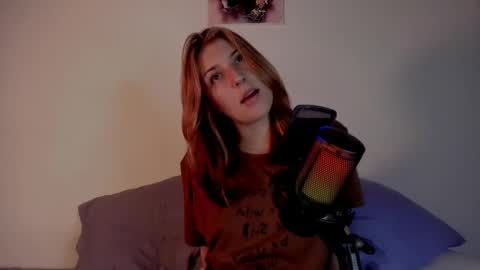 Snapshot of jacky_croft chatting on February 22, 2025, 5:35 pm Linda Sofia help me get to 100 thumbs up online show from February 22, 2025, 5:35 pm