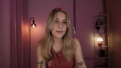 Snapshot of jacky_croft chatting on February 11, 2026, 2:49 am Linda Sofia help me get to 100 thumbs up online show from February 11, 2026, 2:49 am