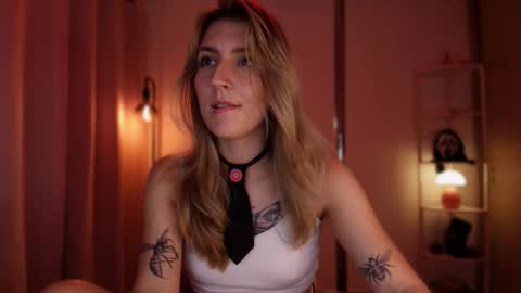 Snapshot of jacky_croft chatting on March 14, 2026, 2:28 am Linda Sofia help me get to 100 thumbs up online show from March 14, 2026, 2:28 am