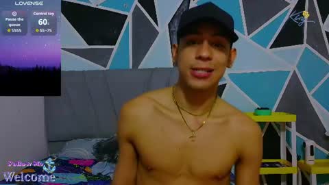 Snapshot of jacob_wolf_xxx chatting on August 2, 2026, 1:04 am jacob online show from August 2, 2026, 1:04 am