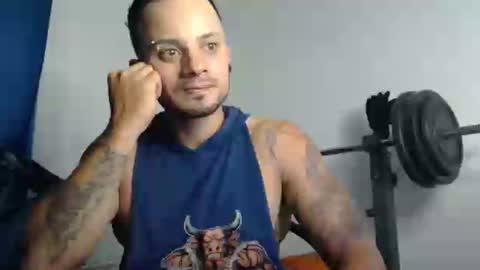 Snapshot of jacobjamess chatting on January 22, 2025, 12:27 am jacobjamess online show from January 22, 2025, 12:27 am