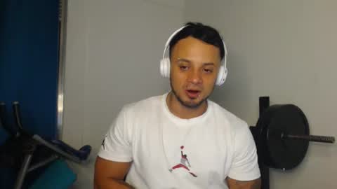 Snapshot of jacobjamess chatting on November 13, 2025, 12:20 am jacobjamess online show from November 13, 2025, 12:20 am