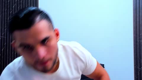 jacobsthorm online show from November 30, 2025, 3:21 am