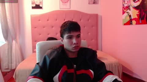 Snapshot of jacoob_smiith chatting on December 17, 2024, 3:49 pm Jacob online show from December 17, 2024, 3:49 pm