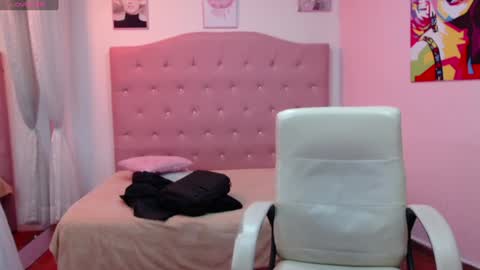 Snapshot of jacoob_smiith chatting on December 17, 2024, 6:53 pm Jacob online show from December 17, 2024, 6:53 pm