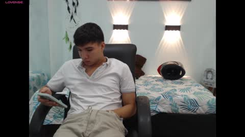 Snapshot of jacoob_smiith chatting on January 14, 2025, 9:41 pm Jacob online show from January 14, 2025, 9:41 pm