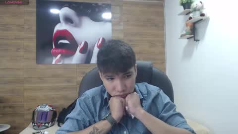 Snapshot of jacoob_smiith chatting on February 15, 2025, 8:54 pm Jacob online show from February 15, 2025, 8:54 pm