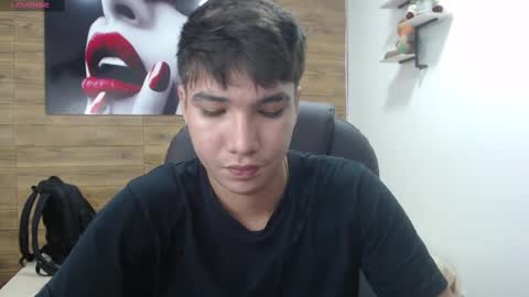 Snapshot of jacoob_smiith chatting on February 18, 2025, 9:09 pm Jacob online show from February 18, 2025, 9:09 pm