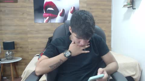 Snapshot of jacoob_smiith chatting on February 25, 2025, 8:41 pm Jacob online show from February 25, 2025, 8:41 pm