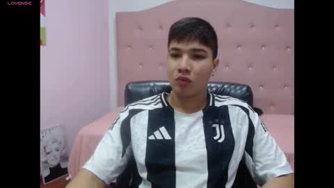 Snapshot of jacoob_smiith chatting on September 9, 2025, 7:46 pm Jacob online show from September 9, 2025, 7:46 pm