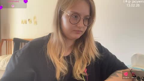 jacywinslat online show from February 13, 2026, 8:54 am