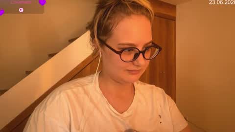 Snapshot of jacywinslat chatting on June 24, 2026, 8:35 am jacywinslat online show from June 24, 2026, 8:35 am