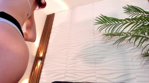 Jade  online show from March 25, 2026, 2:45 pm