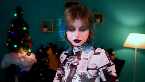 jade_castle online show from January 7, 2025, 7:52 am