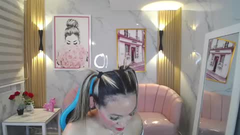 Jade  online show from October 3, 2025, 4:09 am