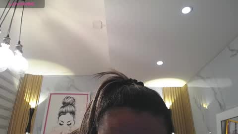 Jade  online show from December 22, 2025, 3:25 am