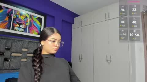 jade_lovv online show from May 15, 2026, 12:12 pm