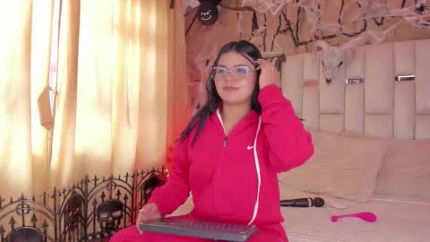 ade online show from October 28, 2025, 3:04 pm